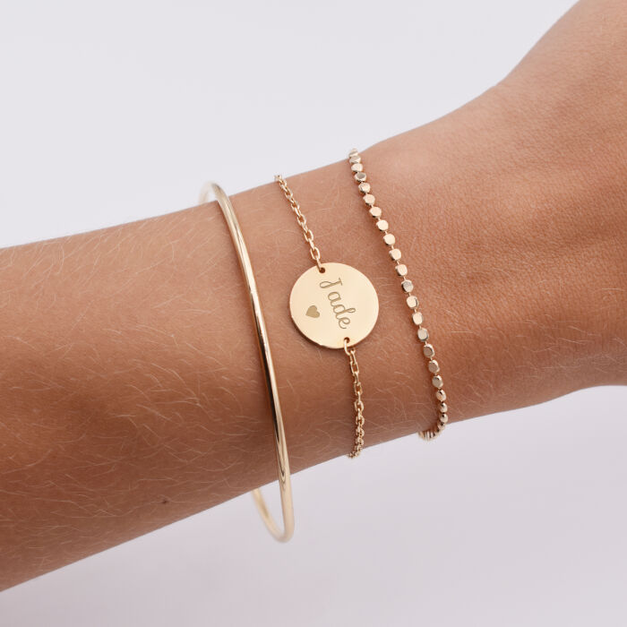 Duo personalized bracelets hammered flat band and Liberty 3 turns gold plated engraved medal clasp 15 mm