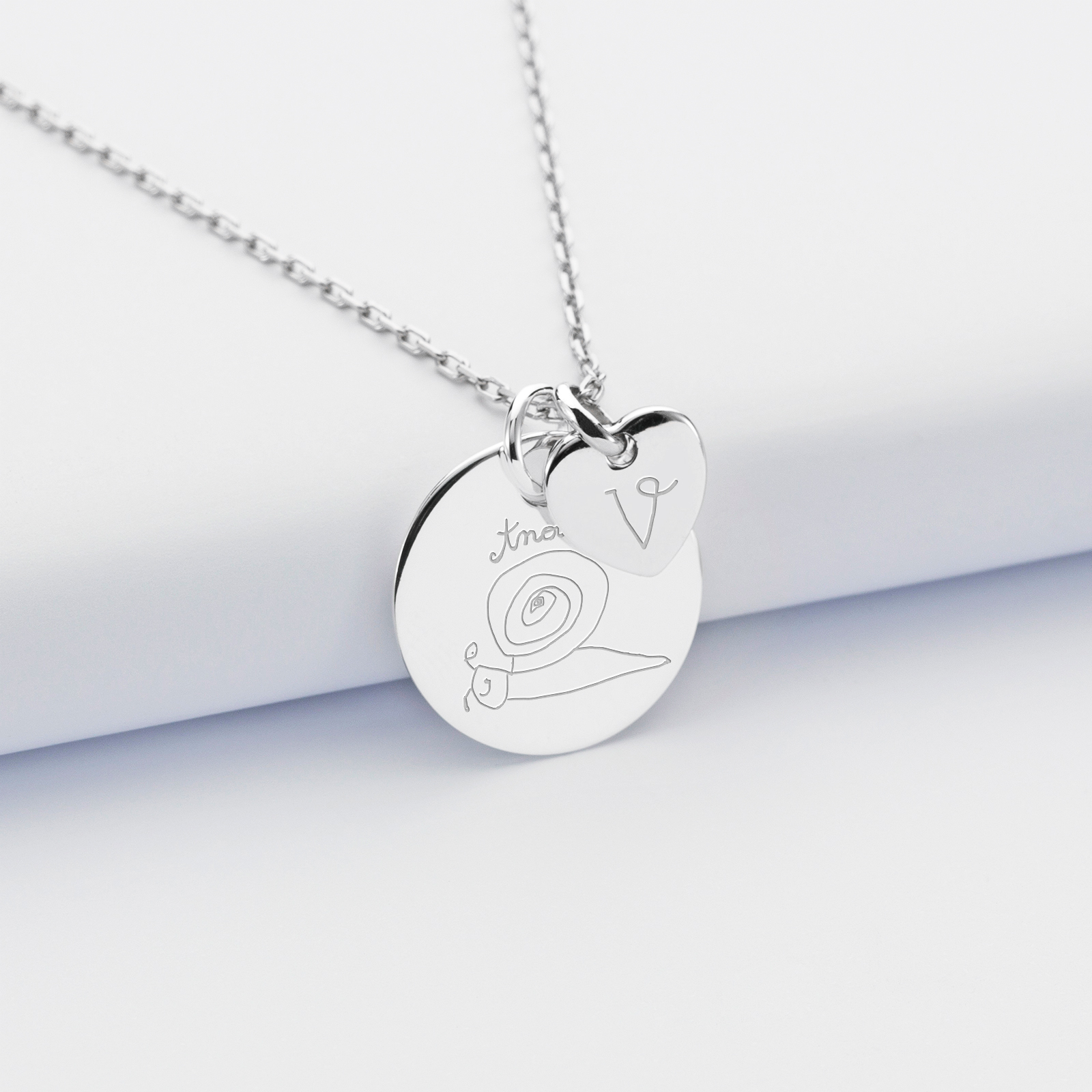Personalised engraved silver medallion pendant 19mm and heart charm 10mm sketch