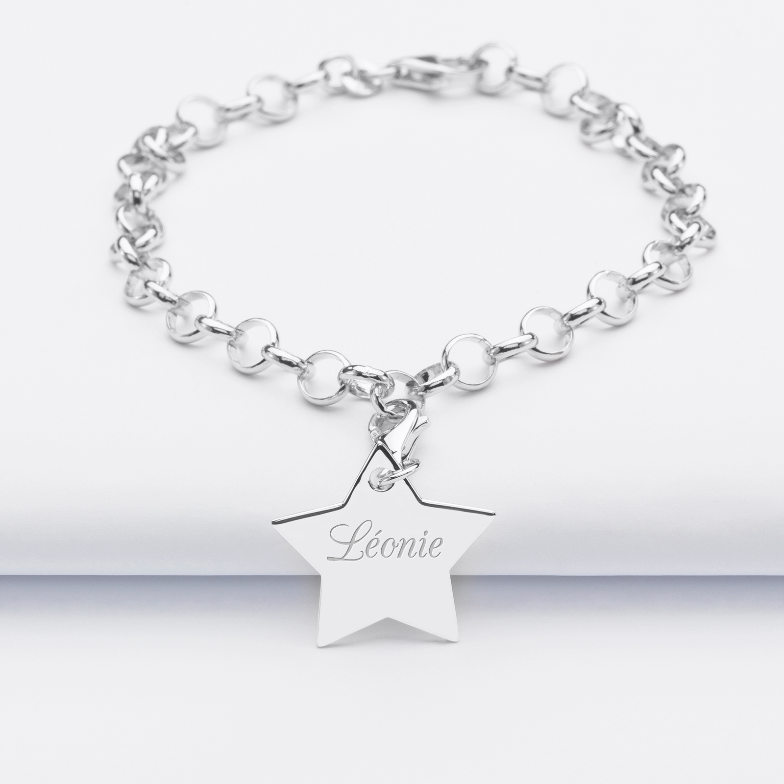 Personalised bracelet with 1 silver engraved star charm 20x20mm - name