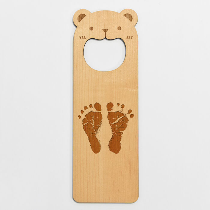 Personalised bear wooden door hanger - imprints