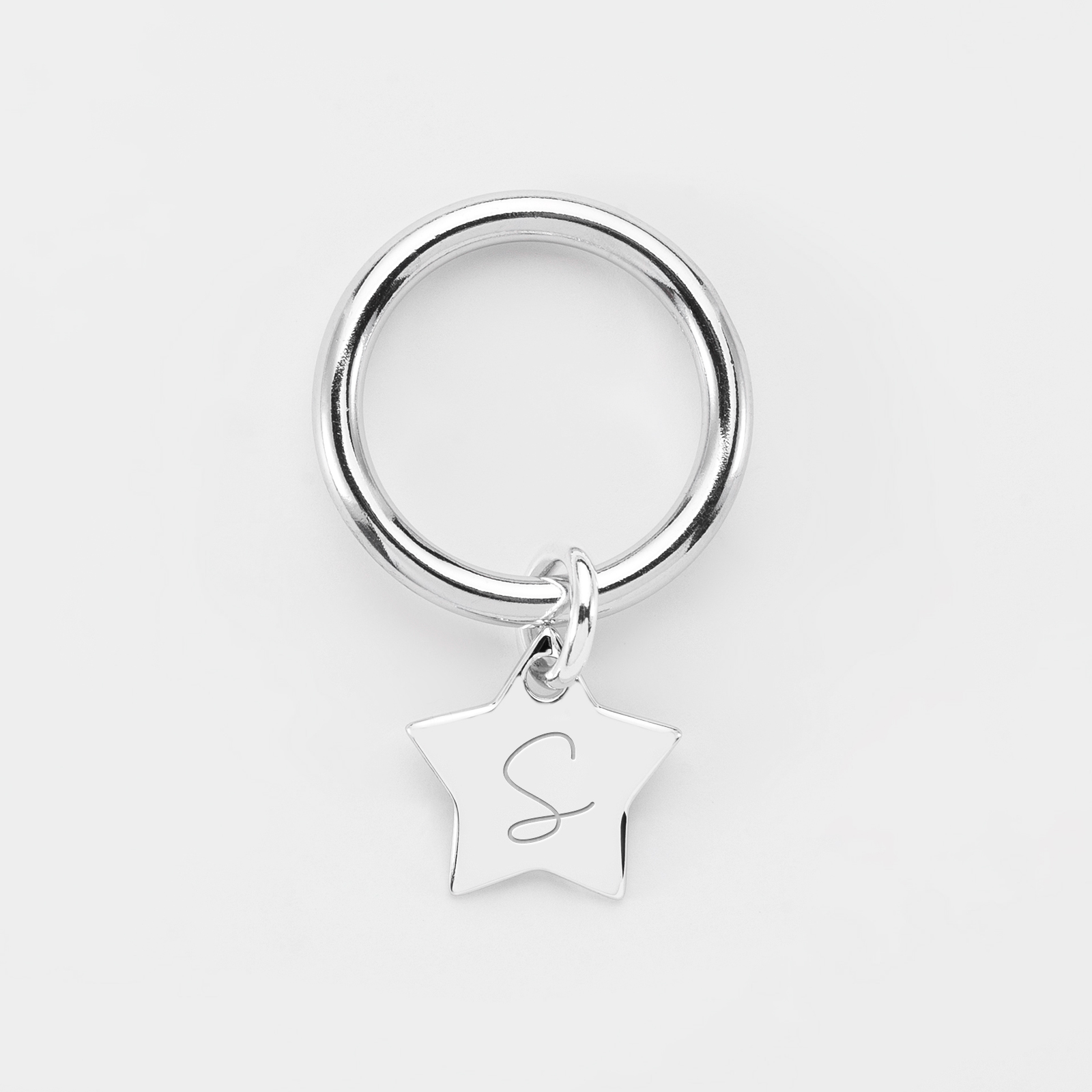 Silver ring and personalised engraved initial star medallion 12 mm - 1