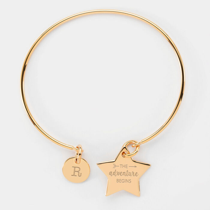Personalised engraved gold-plated star 20x20mm bangle and round 10mm charm - illustration 1