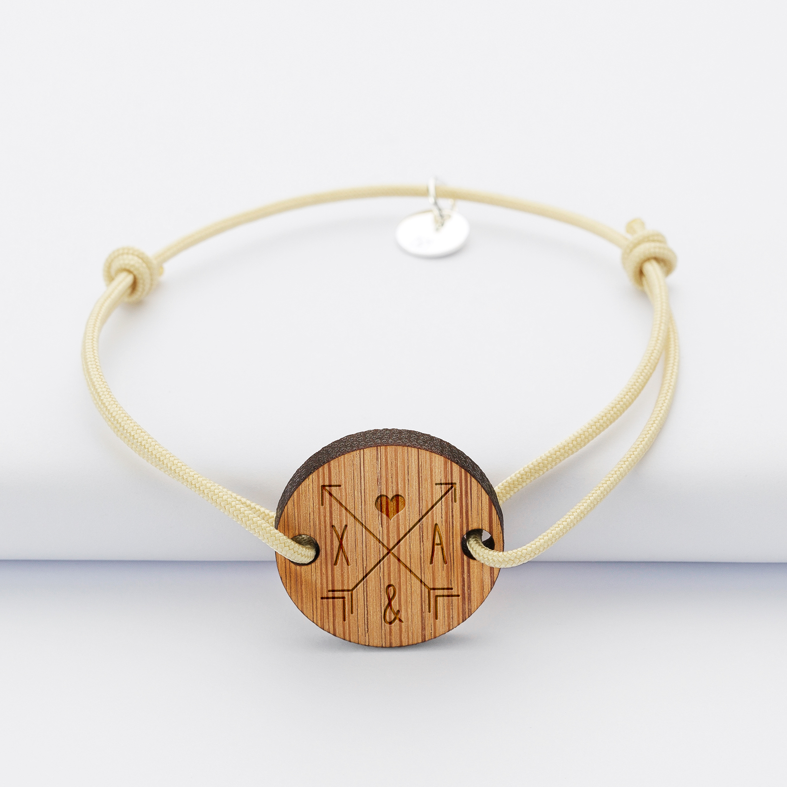 Personalised engraved wooden "for lovers" round initials 2-hole medallion gents single cord bracelet 21 mm - 1