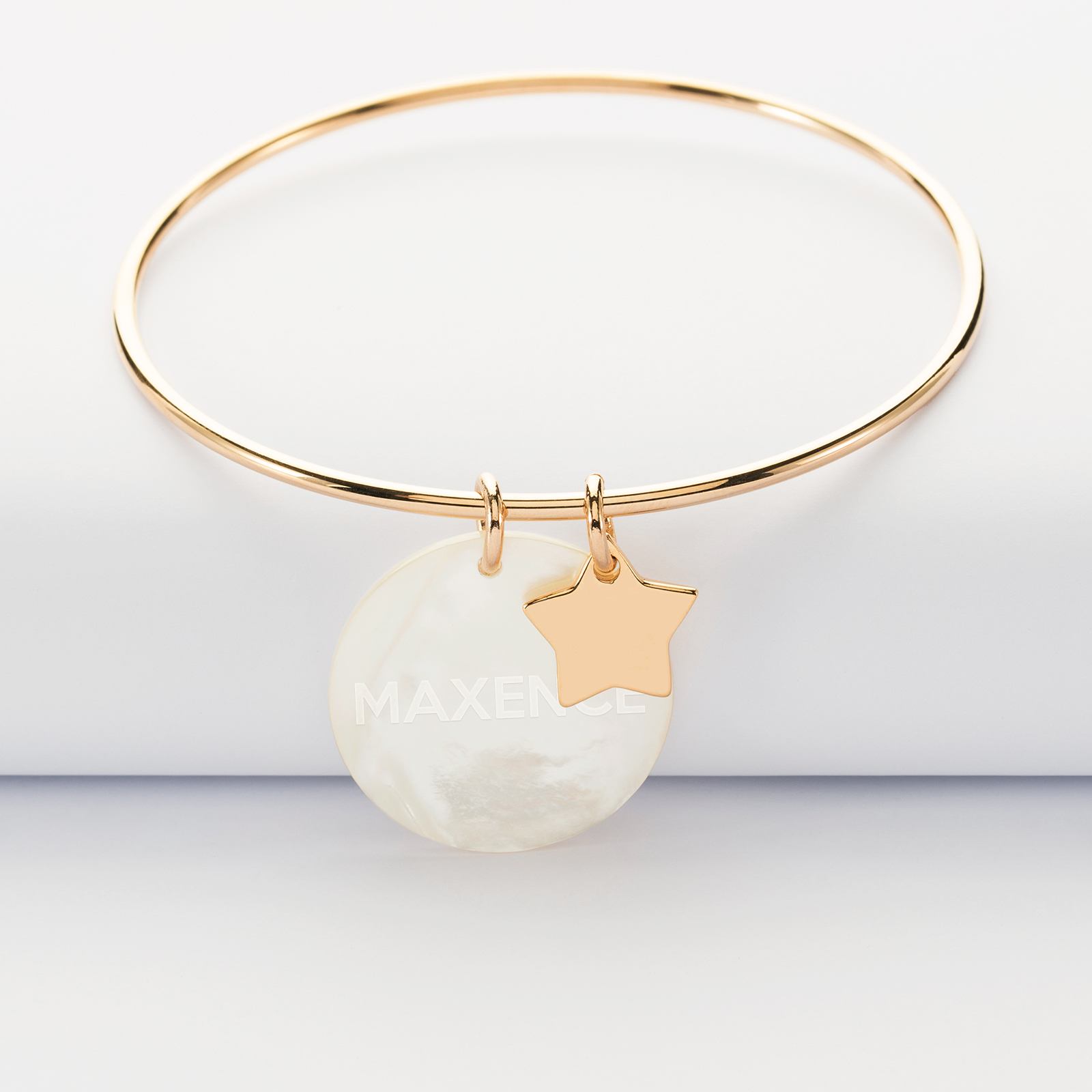 Personalised engraved mother-of-pearl medallion cord bracelet 25 mm and gold-plated star charm 12 mm - 1