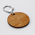 Porte-clés personnalisé gravé bois médaille ronde 50 mm "Carte du ciel étoilé" version dark 4