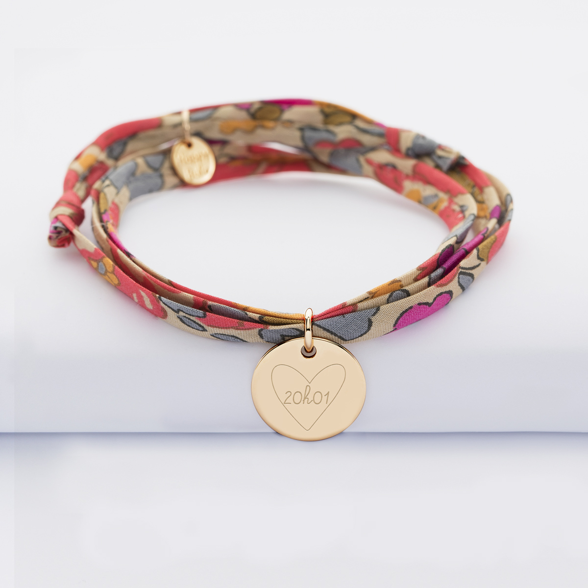 Liberty 3 turns bracelet with personalised engraved gold plated medallion 15mm - HB x Mon petit Léon