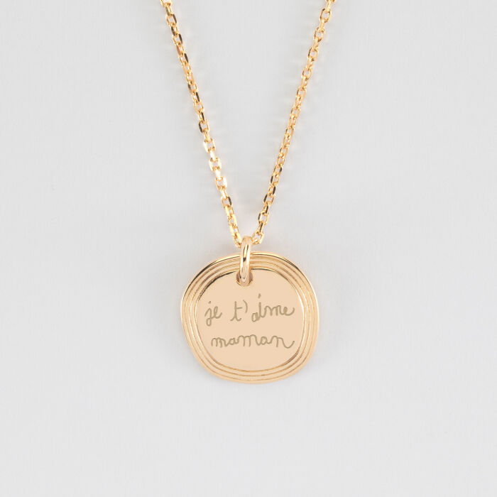 Pendentif personnalisé médaille contour strié gravée plaqué or 17 mm - texte manuscrit