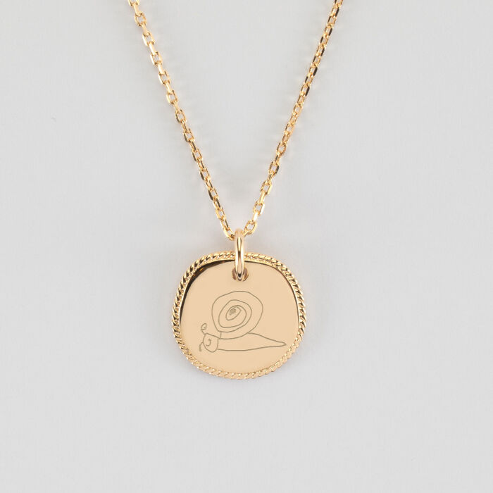 Pendentif personnalisé médaille contour tressé gravée plaqué or 17 mm - dessin d'enfant