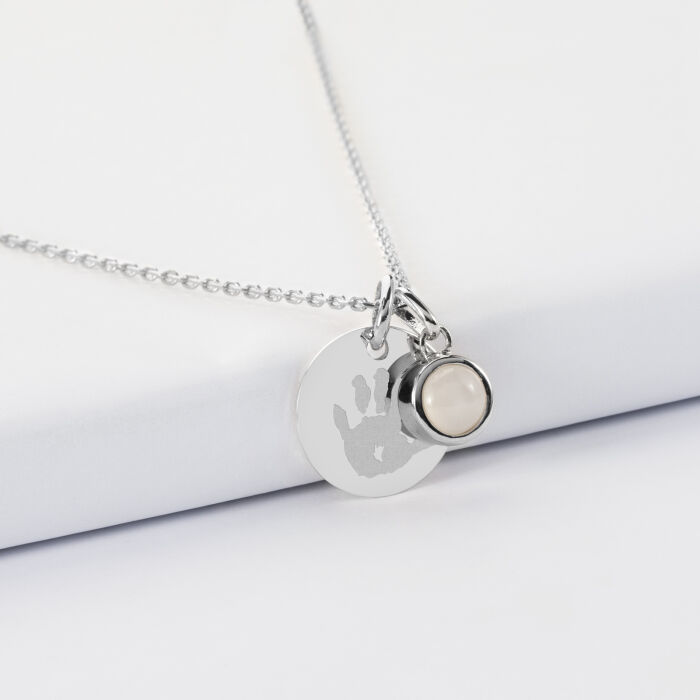 Pendentif personnalisé médaille gravée argent 15 mm et breloque pierre naturelle 8 mm