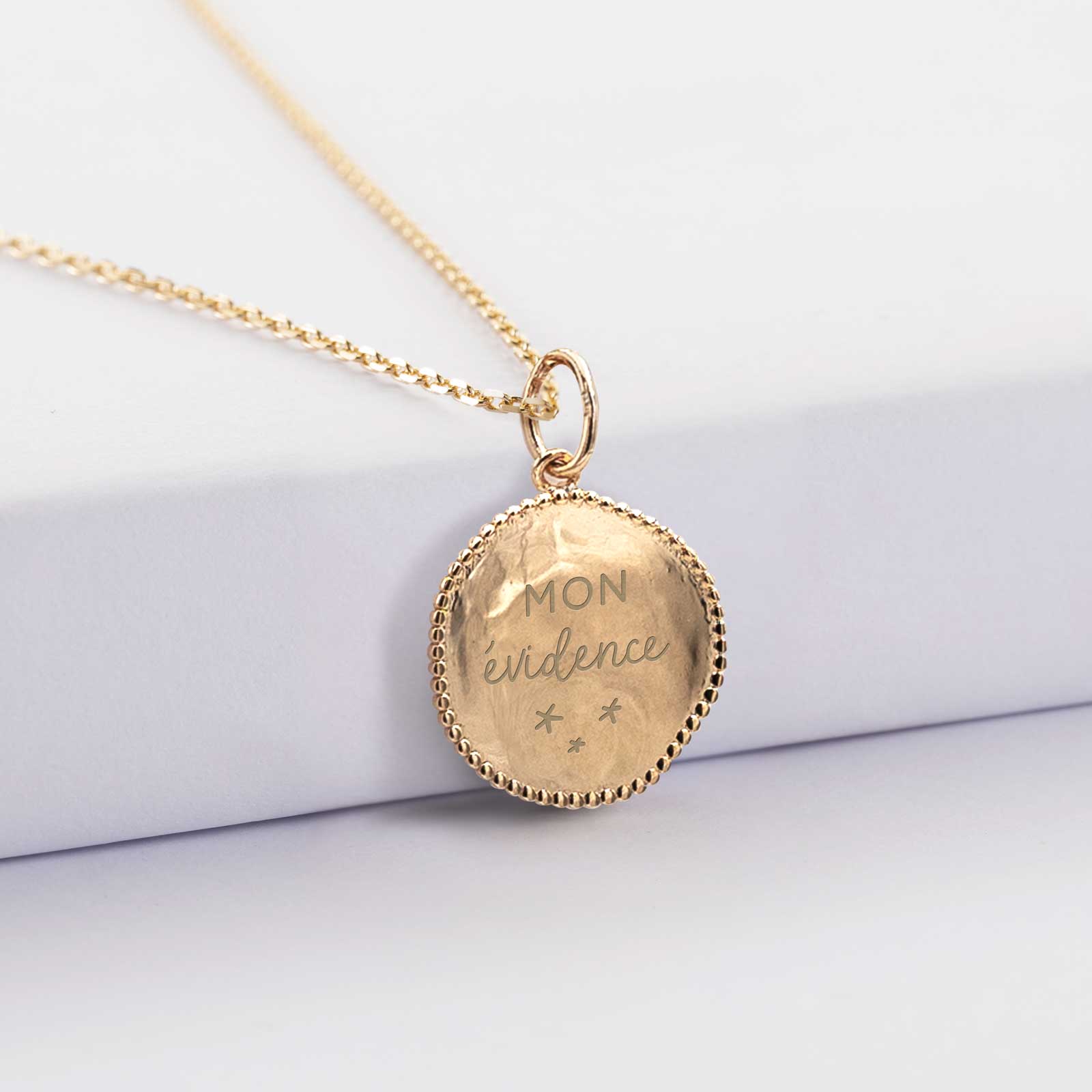 Pendentif Médaillon Cœur En Plaqué Or, Lettre T, 1,5 Cm, Occasion Bel état