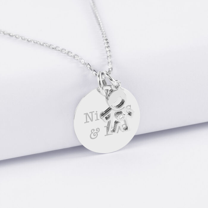 Pendentif personnalisé médaille gravée argent 19 mm et breloque petit garçon zircon 12 mm - texte