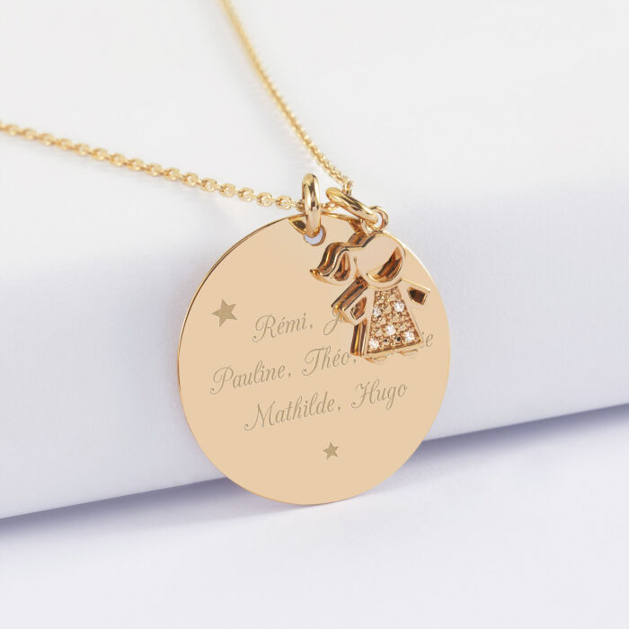 Pendentif personnalisé médaille gravée plaqué or 27 mm et breloque petite fille scintillante 12 mm - texte pictogramme