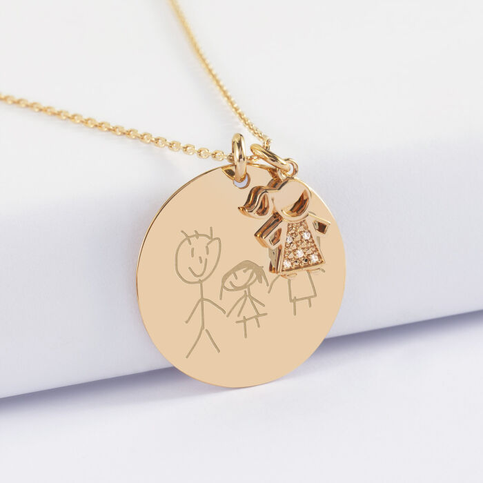 Pendentif personnalisé médaille gravée plaqué or 27 mm et breloque petite fille scintillante 12 mm - dessin