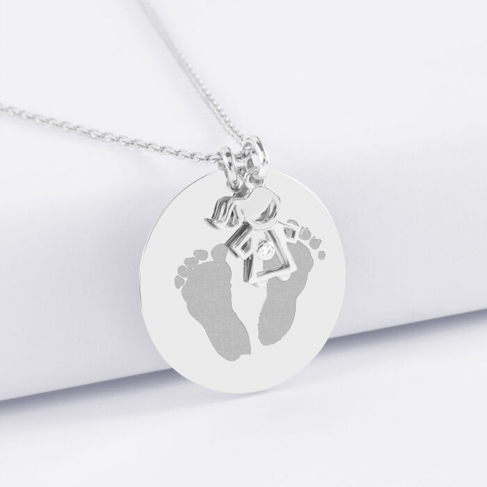 Pendentif personnalisé médaille gravée argent 27 mm et breloque petite fille zircon 12 mm - empreinte