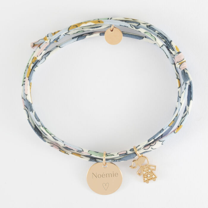 Bracelet 3 tours Liberty personnalisé médaille gravée plaqué or 15 mm et breloque petite fille scintillante 12 mm - texte pictogramme