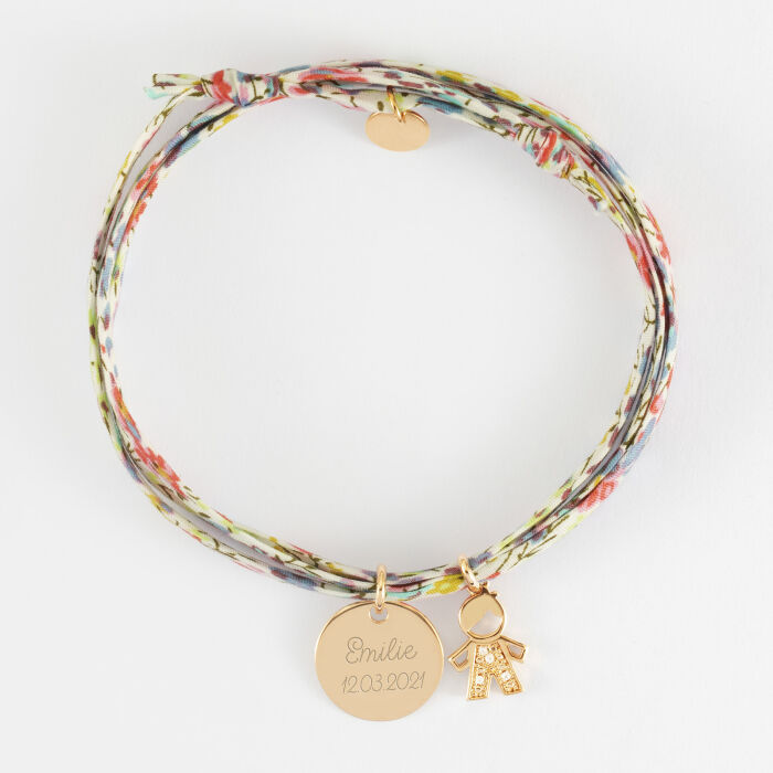 Bracelet 3 tours Liberty personnalisé médaille gravée plaqué or 15 mm et breloque petit garçon scintillant 12 mm - texte