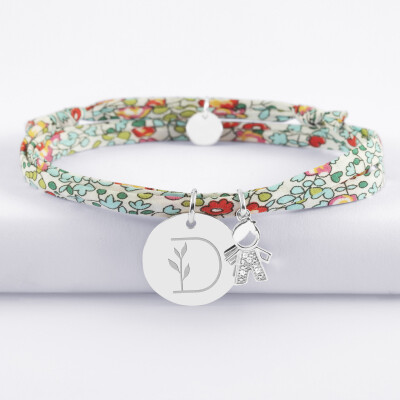 Bracelet 3 tours Liberty personnalisé médaille gravée argent 19 mm et breloque petit garçon scintillant 12 mm - illustration