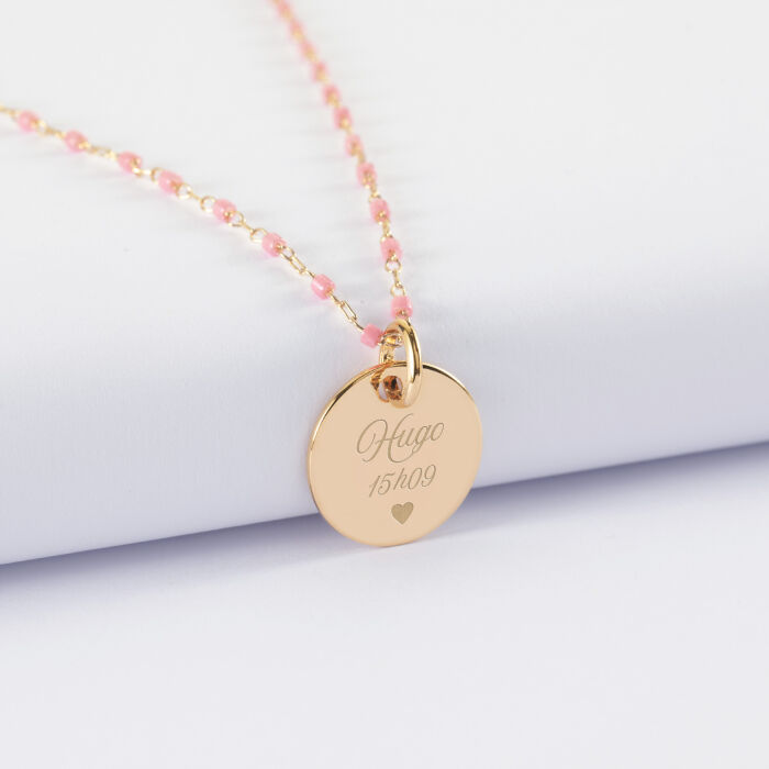 Collier perles Miyuki colorées personnalisé médaille gravée plaqué or coeur estampillé 15 mm - HappyBulle x Atelier Wagram - texte pictogramme