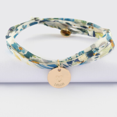 Bracelet 3 tours Liberty personnalisé médaille gravée plaqué or coeur estampillé 15 mm - HappyBulle x Atelier Wagram - heure