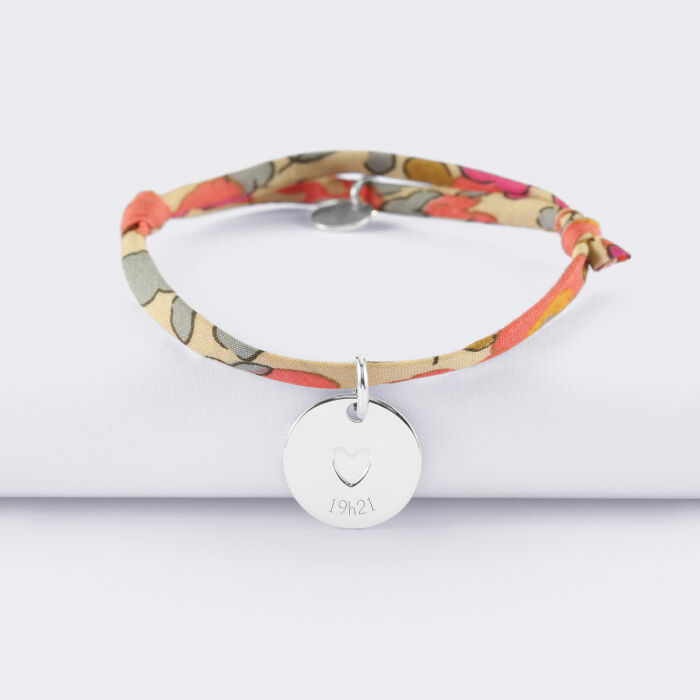 Bracelet enfant Liberty personnalisé médaille gravée argent coeur estampillé 15 mm - HappyBulle x Atelier Wagram - heure