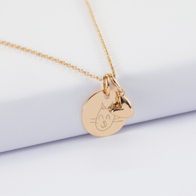 Pendentif enfant personnalisé médaille gravée plaqué or 15 mm et breloque petit coeur bombé 7 mm - HappyBulle x Atelier Wagram - dessin