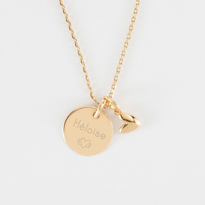 Pendentif enfant personnalisé médaille gravée plaqué or 15 mm et breloque petit coeur bombé 7 mm - HappyBulle x Atelier Wagram - texte pictogramme