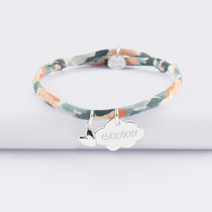 Bracelet enfant Liberty personnalisé médaille gravée argent nuage 20x14 mm et breloque petit coeur bombé 7 mm - HappyBulle x Atelier Wagram - date