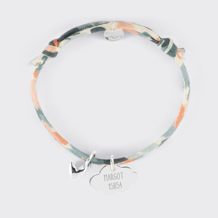 Bracelet enfant Liberty personnalisé médaille gravée argent nuage 20x14 mm et breloque petit coeur bombé 7 mm - HappyBulle x Atelier Wagram - prénom et date