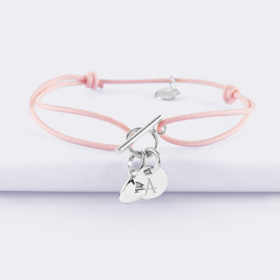 Bracelet fermoir personnalisé cordon médaille gravée argent initiale 10 mm et breloque petit coeur bombé 7 mm - HappyBulle x Atelier Wagram - A