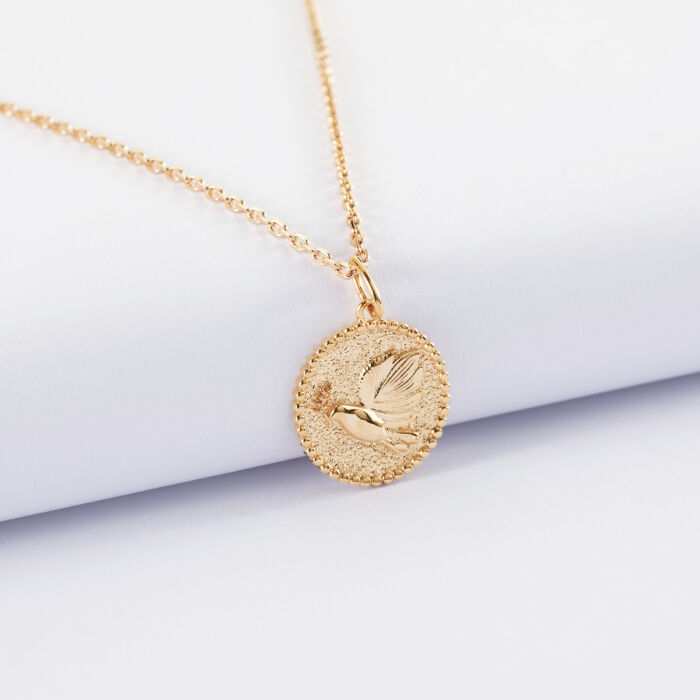 Pendentif personnalisé médaille gravée plaqué or colombe texturée 14 mm