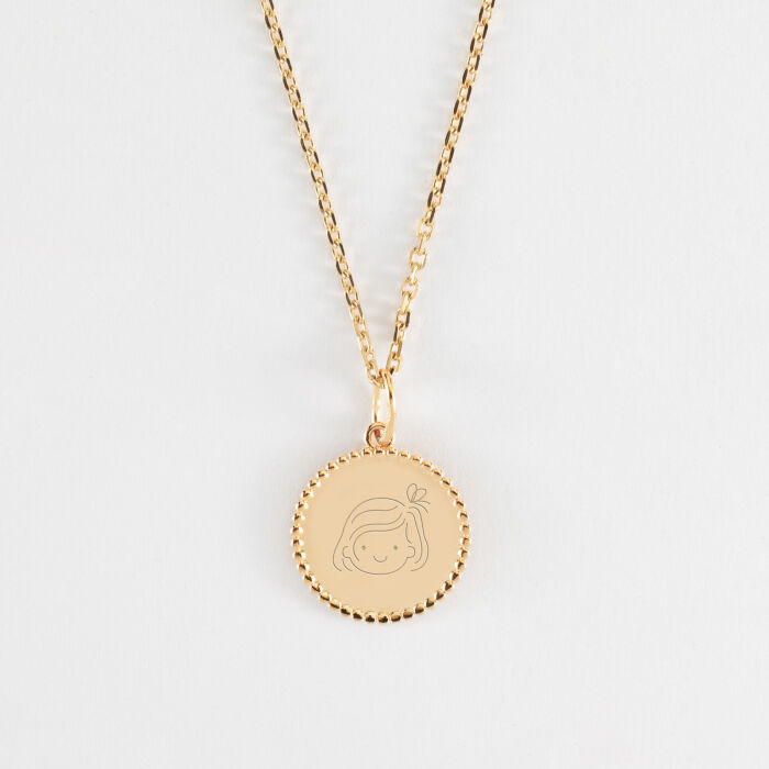 Pendentif enfant personnalisé médaille gravée plaqué or colombe texturée 14 mm - illustration