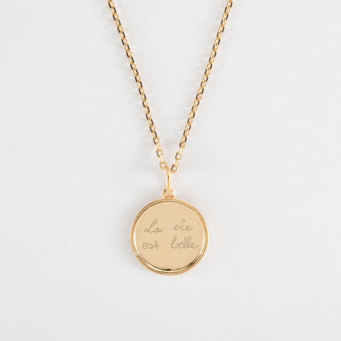 Pendentif enfant personnalisé médaille gravée plaqué or ange texturée 14 mm - écrit