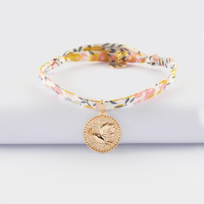 Bracelet enfant Liberty personnalisé médaille gravée plaqué or colombe texturée 14 mm