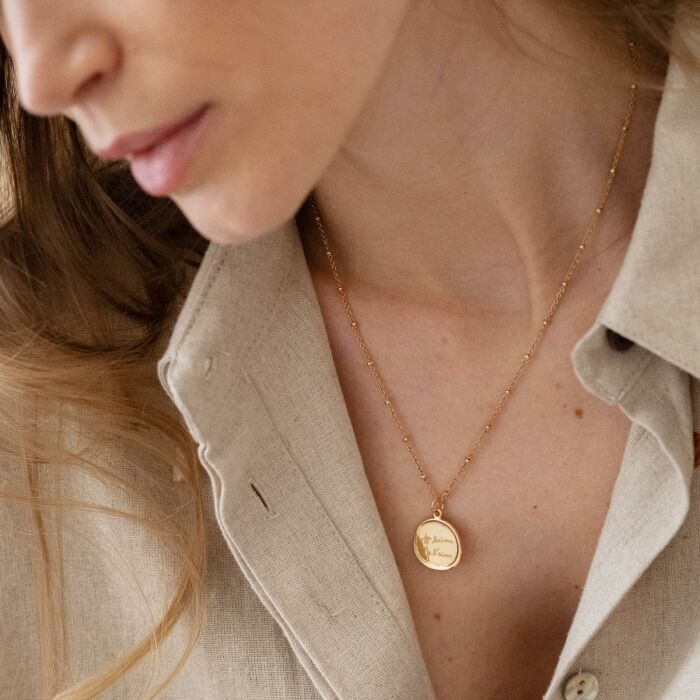 Ciondolo personalizzato medaglietta sigillo incisa placcata oro 17 mm