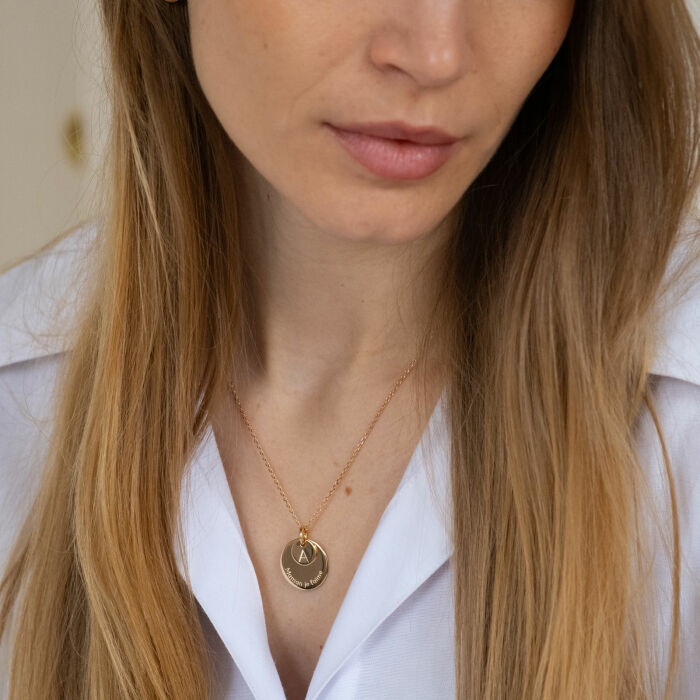 Ciondolo double face personalizzato 2 medagliette incise placcate oro 10 mm e 19 mm
