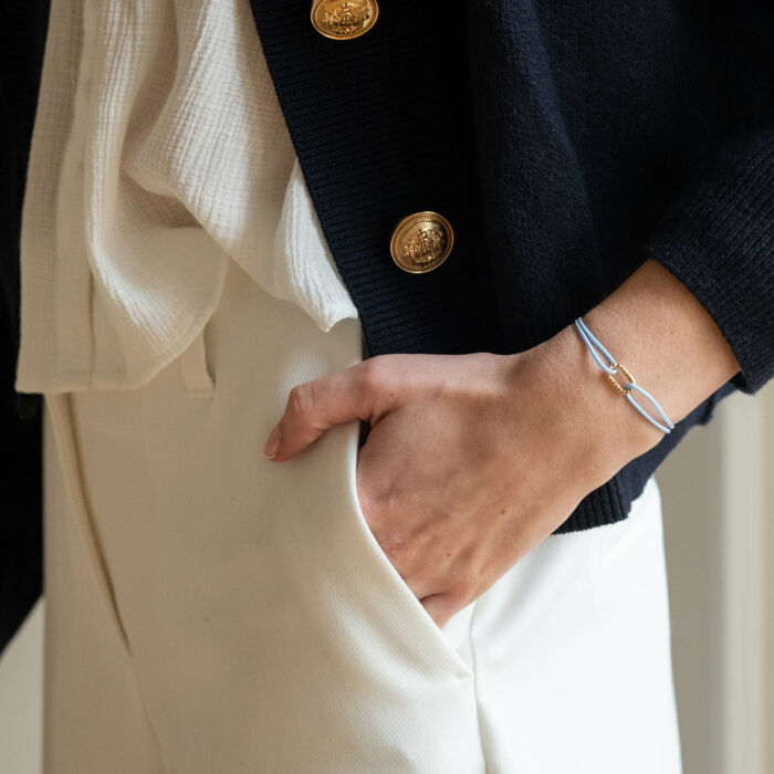 Cord Bracelet with Gold-Plated Braided Link Charm 12x7 mm