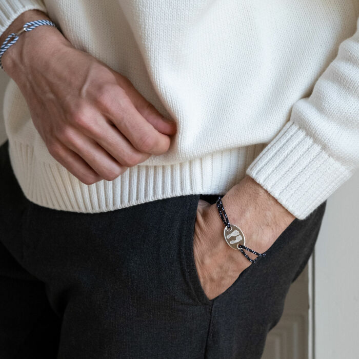 Bracciale uomo personalizzato cordino marinaio medaglietta incisa argento ovale 25x16 mm