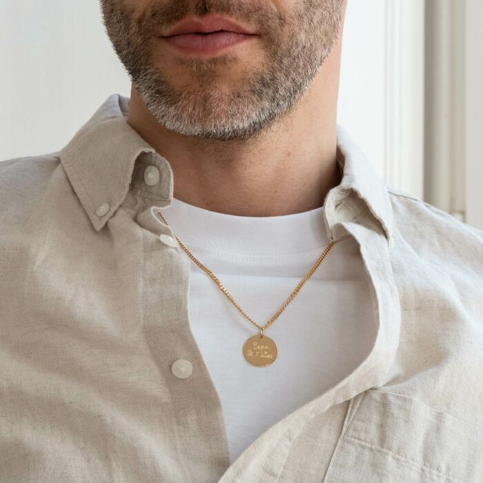 Colgante hombre personalizado medalla grabada baño oro 19 mm