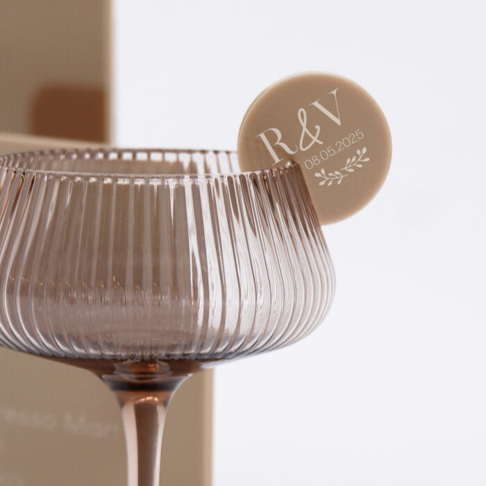 Marque-verre personnalisé initiales mariés acrylique beige 40x40 - Bohème