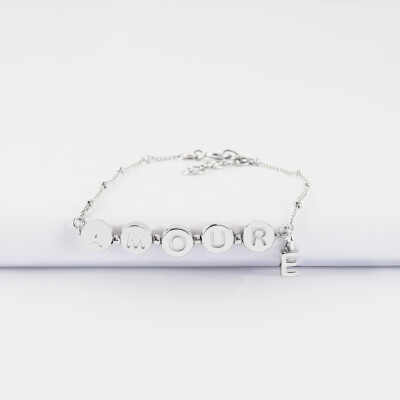 Bracelet chaîne pastilles estampillées "Amour" argent
