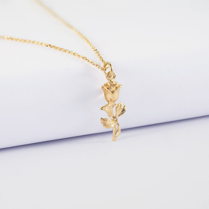 Pendentif enfant rose plaqué or 19 mm