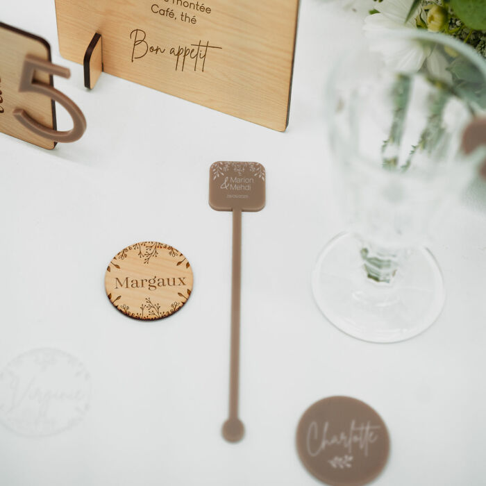 Marque-place personnalisé bois 45x45 - Bohème