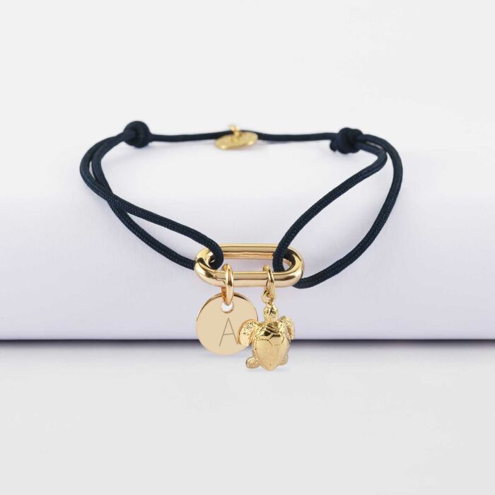 Bracelet personnalisé cordon mousqueton 17x11 mm médaille gravée plaqué or 10 mm et breloque(s) summer - à composer - lettre A