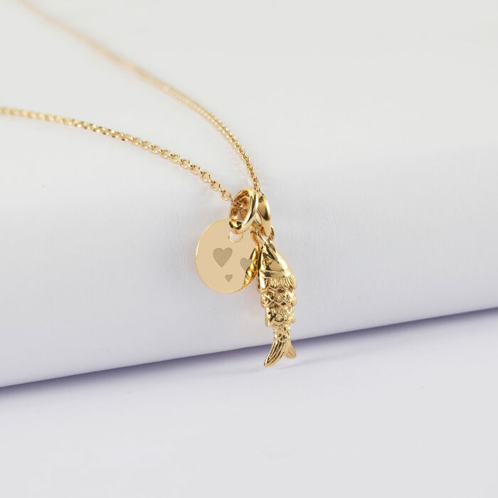 Pendentif personnalisé médaille gravée plaqué or 10 mm et breloque poisson articulé 15 mm - pictogramme
