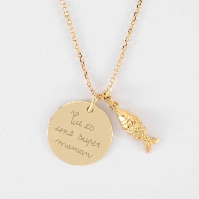 Pendentif personnalisé médaille gravée plaqué or 19 mm et breloque poisson articulé 15 mm - écrit maman