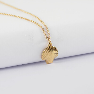 Pendentif coquillage coque plaqué or 13 mm - de face