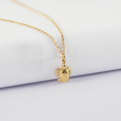 Pendentif tortue plaqué or 10 mm - recto