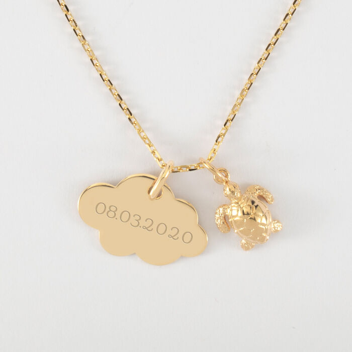 Pendentif enfant personnalisé médaille gravée plaqué or nuage 20x14 mm et breloque tortue 10 mm - Date de naissance