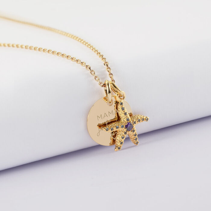 Pendentif personnalisé médaille gravée plaqué or 15 mm et breloque étoile de mer scintillante zircons bleus 15 mm - illustration maman