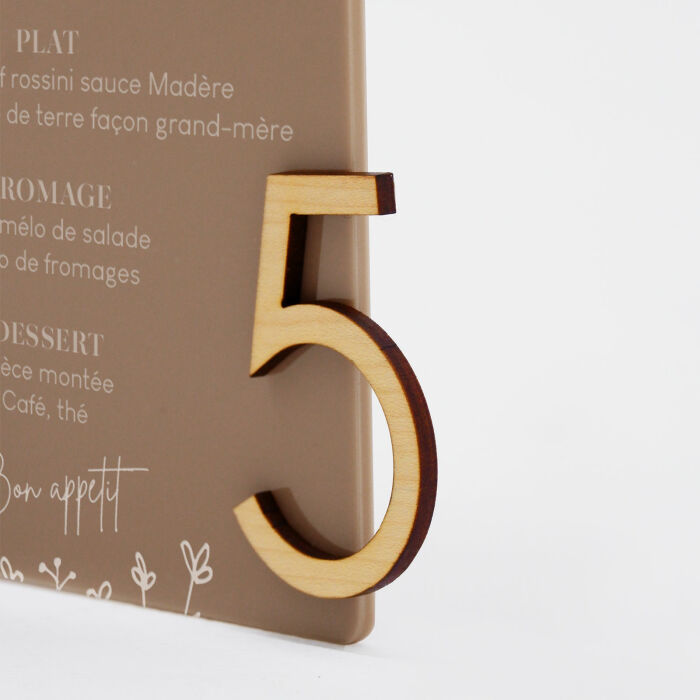 Menu personnalisé acrylique beige 135x196 et numéro de table bois - Bohème